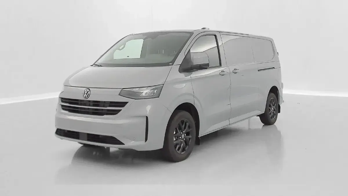 Neu VW T7 Business 150 PS (110 kW) 2026 Grau (stone grey) Van
