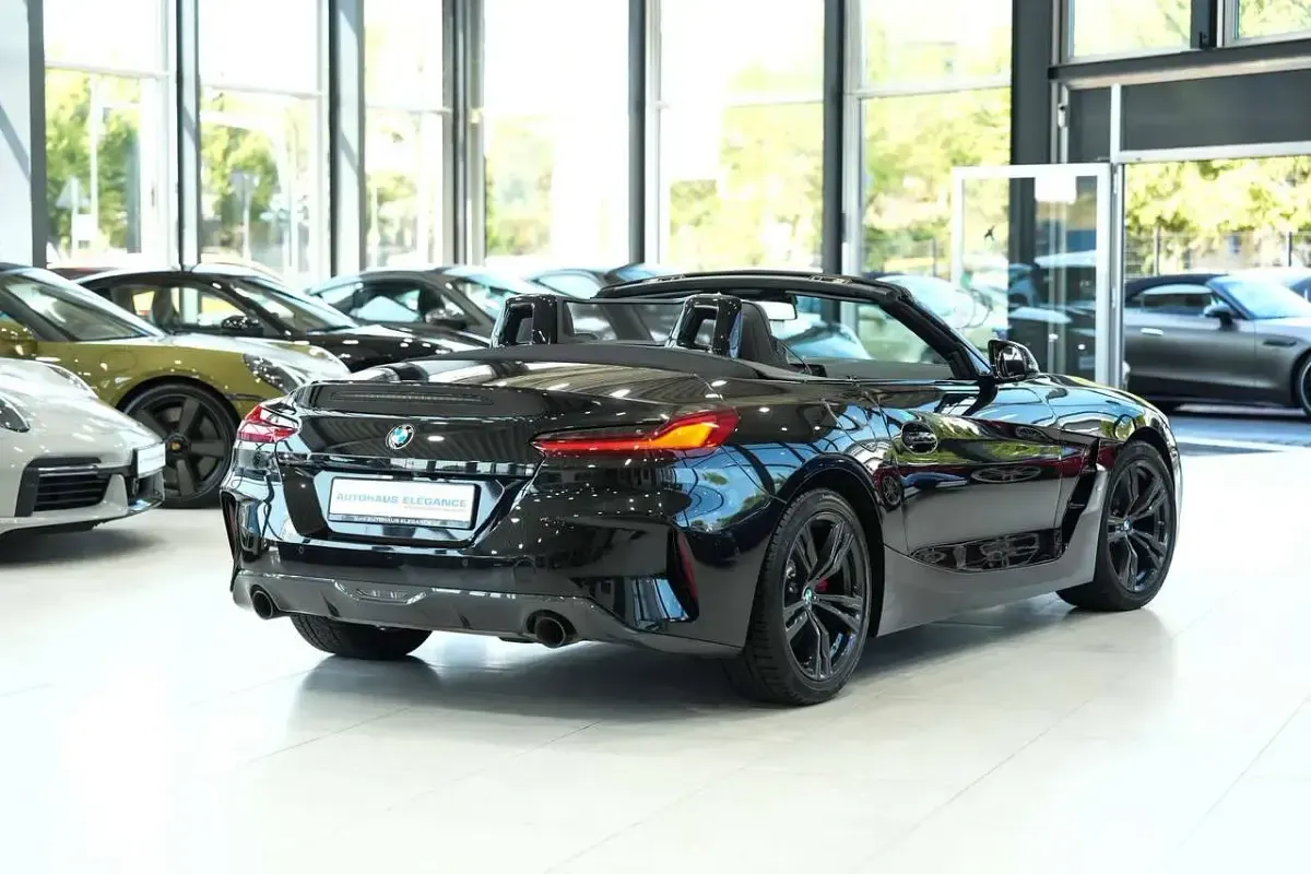 Gebraucht BMW Z4 Shadowline 258 PS (189 kW) 2022 Black sapphire metallic Cabrio