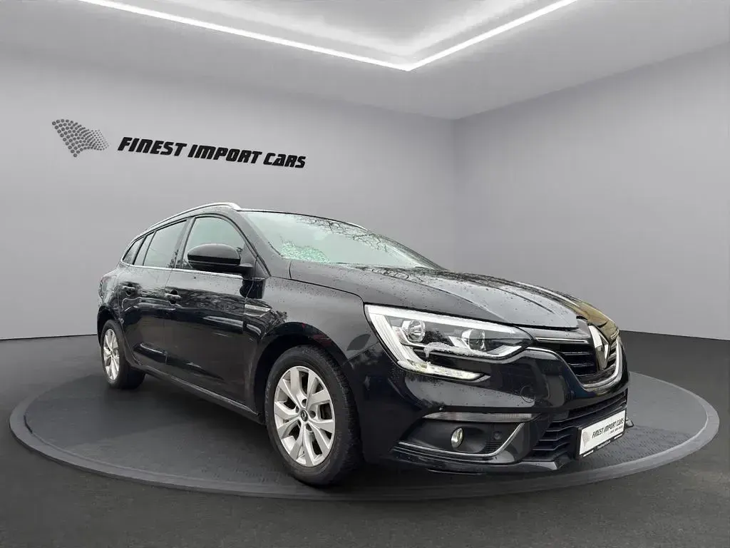 Gebraucht Renault Mégane 116 PS (85 kW) 2019 Schwarz Limousine