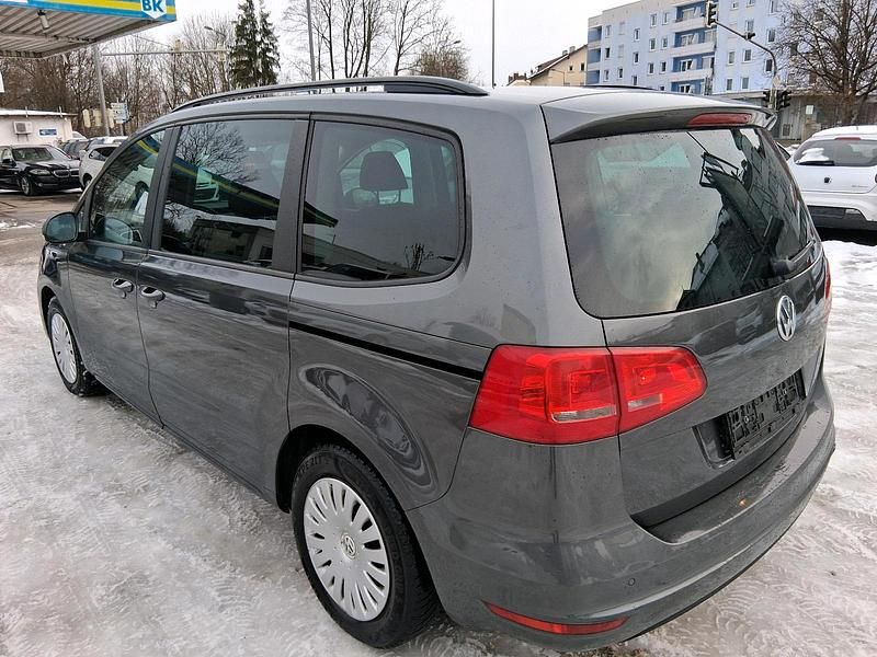 Gebraucht VW Sharan 140 PS (102 kW) 2011 Grau Van / Kleinbus