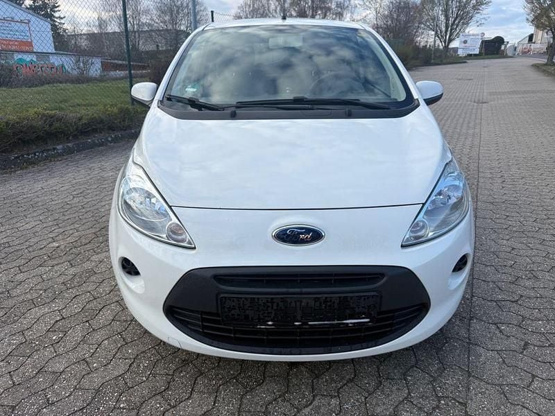 Gebraucht Ford Ka 69 PS (50 kW) 2014 Weiß Kleinwagen