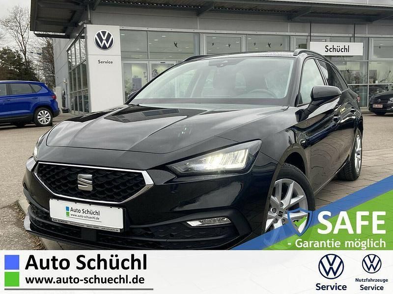 Midnight black metallic Gebraucht 2021 Seat Leon ST Style Kombi | 20.570 € (Guter Preis) - Bild 1/4
