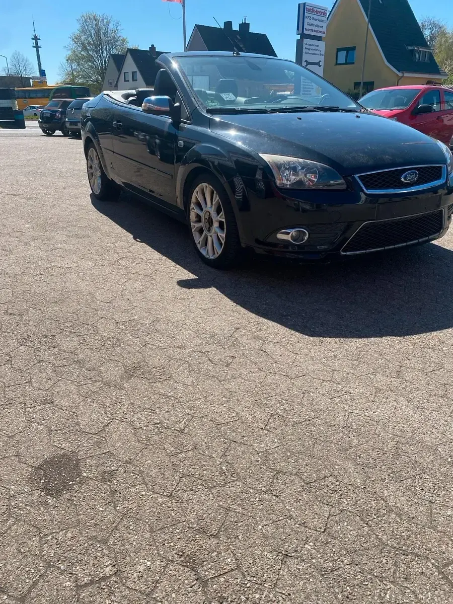 Gebraucht Ford Focus Cabriolet 145 PS (106 kW) 2008 Schwarz Cabrio