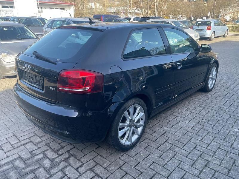 Gebraucht Audi A3 Ambition 125 PS (91 kW) 2011 Schwarz Kleinwagen