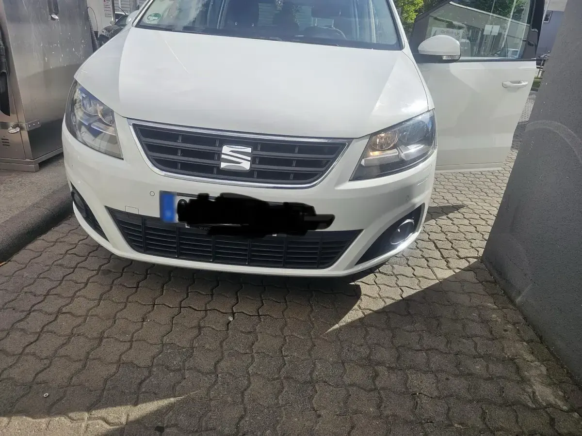Gebraucht Seat Alhambra 150 PS (110 kW) 2017 Weiß Van / Kleinbus