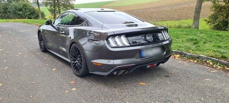 Gebraucht Ford Mustang GT 450 PS (330 kW) 2018 Grau Coupé