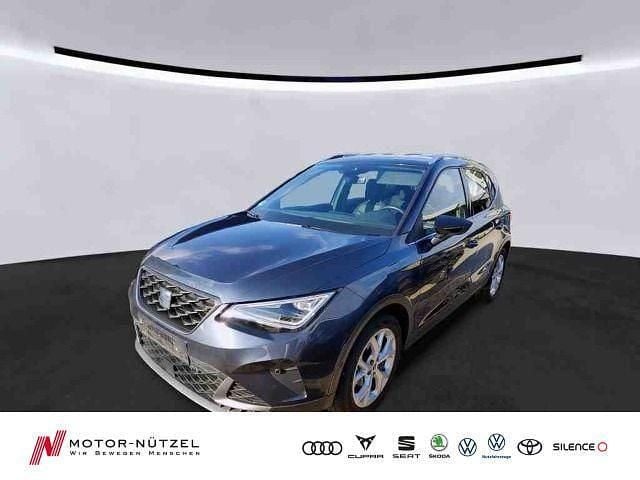 Grau Gebraucht 2023 Seat Arona FR-Line SUV | 18.630 € (Fairer Preis) - Bild 1/4