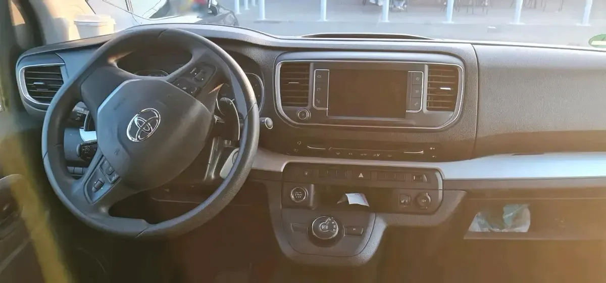Używany Toyota Proace 2021 Minivan
