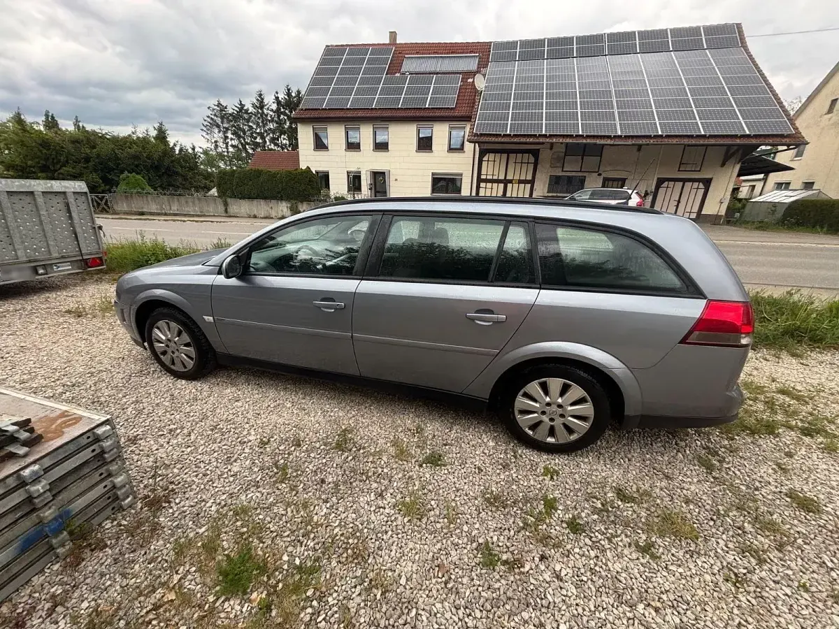 Gebraucht Opel Vectra 122 PS (89 kW) 2005 Silber Kombi