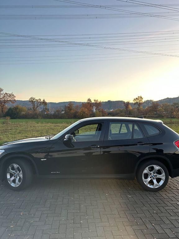 Gebraucht BMW X1 143 PS (105 kW) 2010 Schwarz SUV