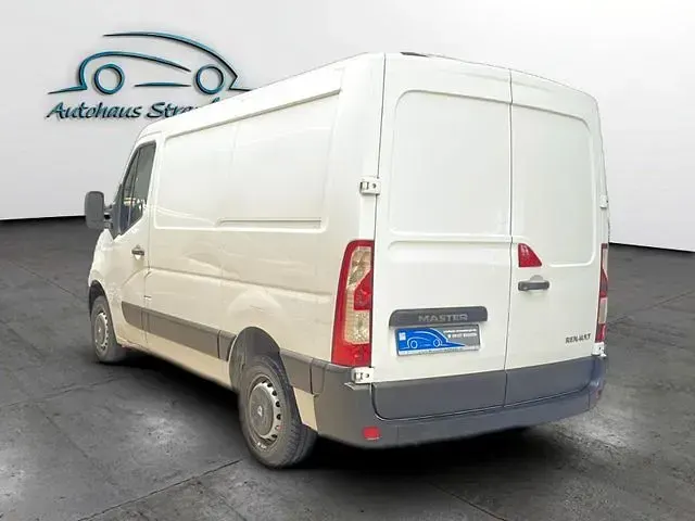 Gebraucht Renault Master 110 PS (80 kW) 2015 Weißkeine angabe Van