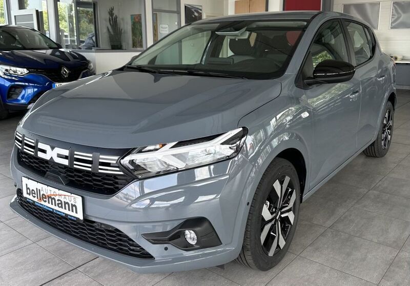 Grau Neu 2025 Dacia Sandero Journey Kleinwagen | 18.620 € (Fairer Preis) - Bild 1/4