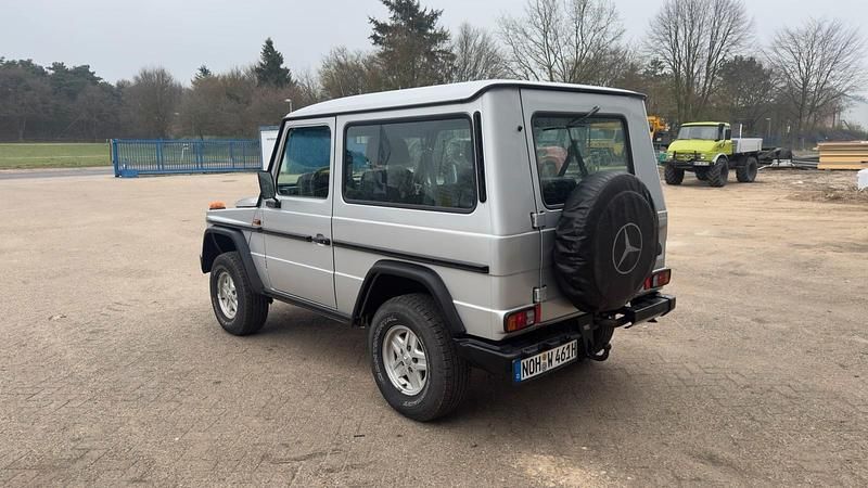 Gebraucht Mercedes G300 1985 Silber SUV