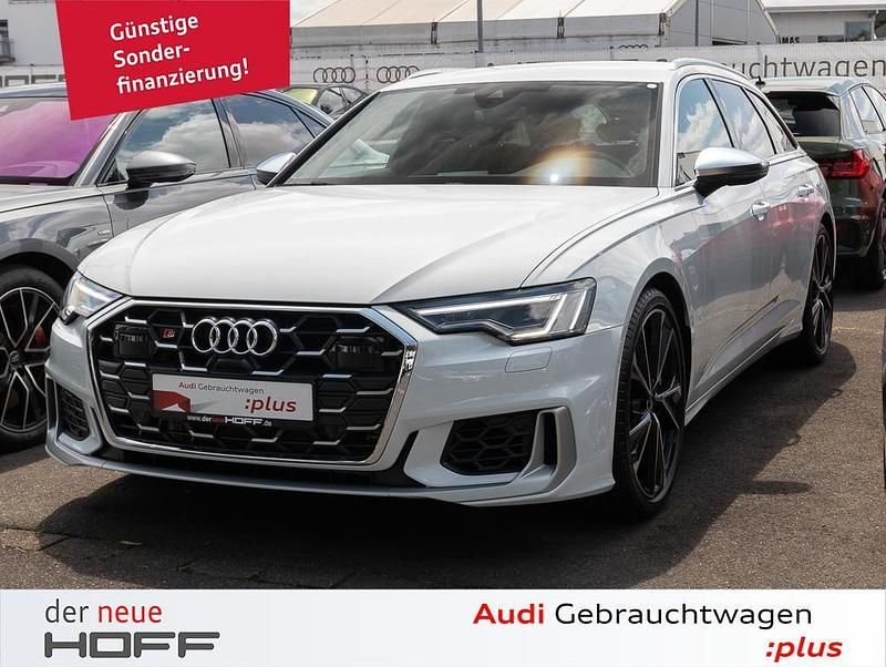 Gletscherweiß metallic Gebraucht 2024 Audi S6 Ambiente Kombi | 63.375 € (Superpreis) - Bild 1/4