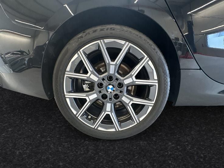 Gebraucht BMW 220 Efficient Dynamics 170 PS (125 kW) 2025 Saphirschwarz metallic Limousine