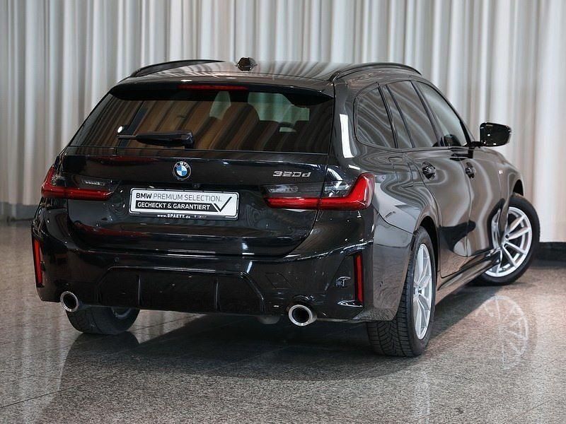 Gebraucht BMW 320 M Sport 190 PS (139 kW) 2025 Schwarz Limousine