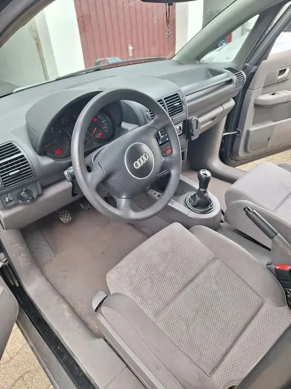 Gebraucht Audi A2 75 PS (55 kW) 2001 Schwarz Kleinwagen