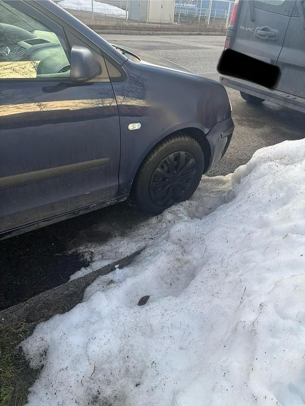 Gebraucht VW Polo 65 PS (47 kW) 2003 Blau Kleinwagen