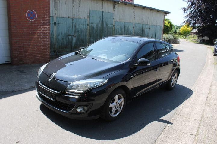 Schwarz Gebraucht 2012 Renault Mégane III Bose Edition Limousine | 2.999 € (Superpreis) - Bild 1/4