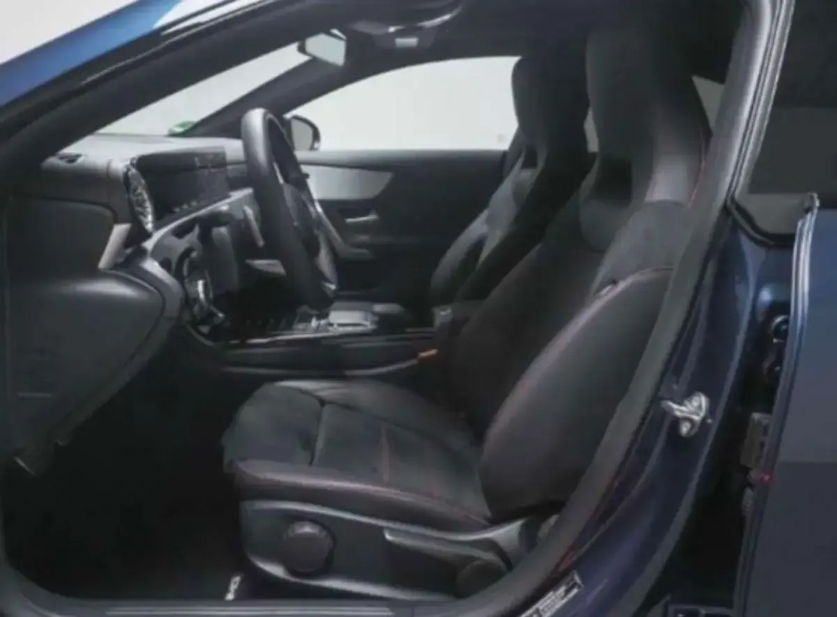 Gebraucht Mercedes CLA200 AMG line 163 PS (119 kW) 2022 Coupé