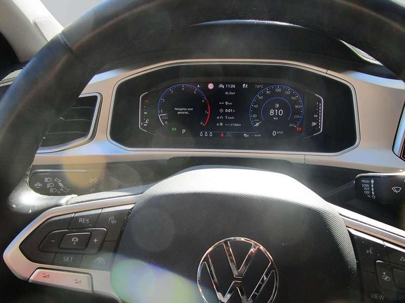 Gebraucht VW T-Roc Move 150 PS (110 kW) 2023 Ravennablau metallic SUV