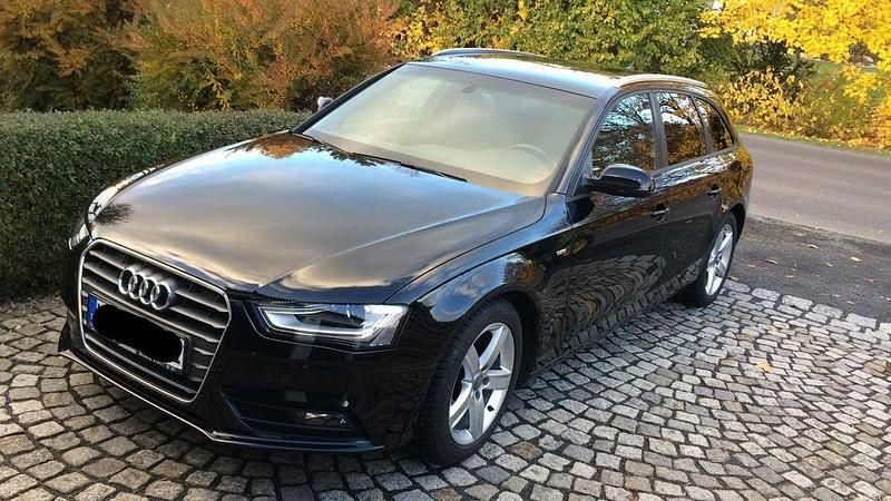 Gebraucht Audi A4 S-Line 150 PS (110 kW) 2014 Schwarz Kombi