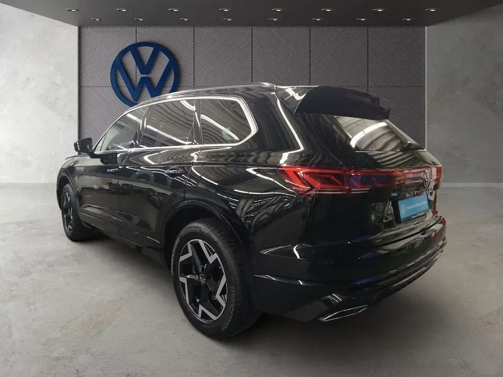 Gebraucht VW Touareg R-line 340 PS (250 kW) 2025 Schwarz SUV