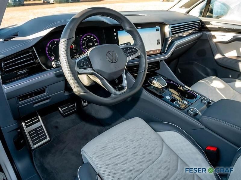 Gebraucht VW Touareg R-line 286 PS (210 kW) 2025 Pure white SUV