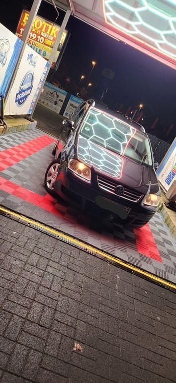 Gebraucht VW Touran Trendline 116 PS (85 kW) 2006 Schwarz Van / Kleinbus