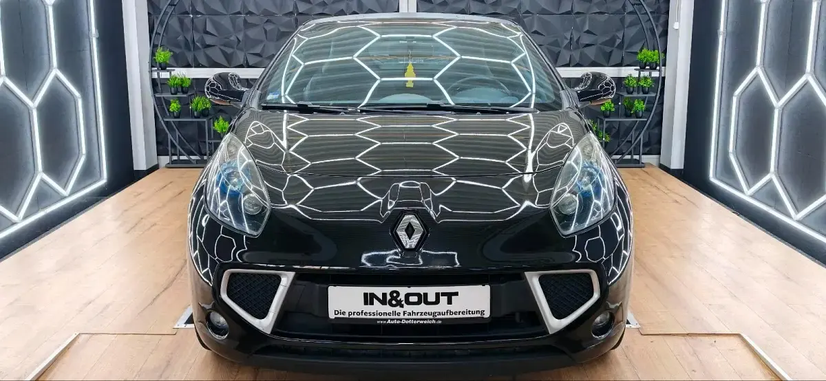 Second-hand Renault Wind 101 CP (74 kW) 2011 Negru Cabrio