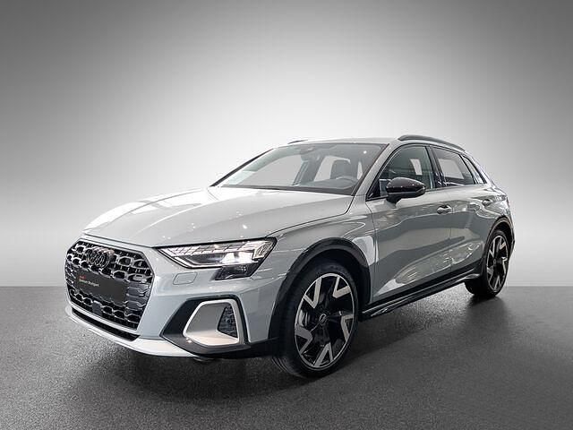 Gebraucht Audi A3 Ambiente 150 PS (110 kW) 2024 Grau Limousine