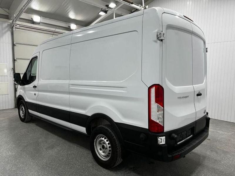 Gebraucht Ford Transit 131 PS (96 kW) 2022 Frostweiss/frozenwhite (pn3gz0) Van