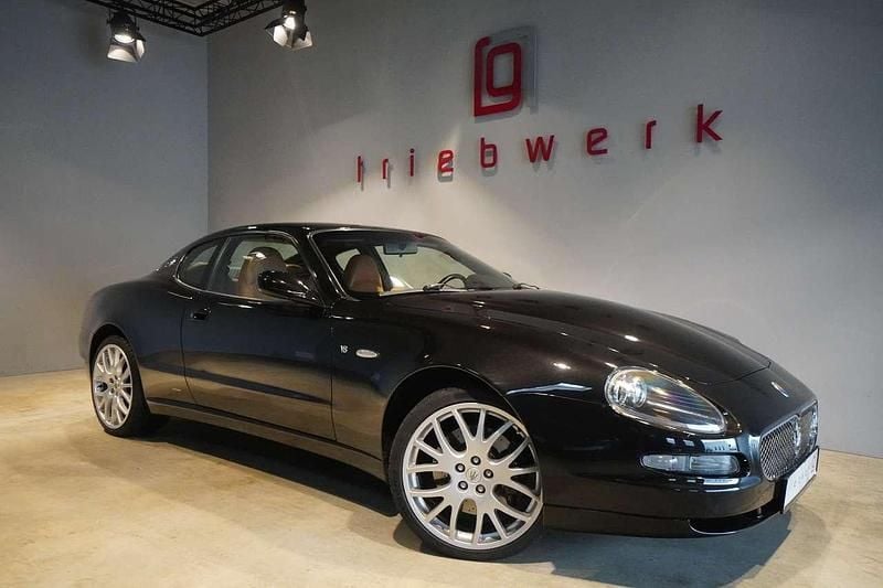 Schwarz Gebraucht 2004 Maserati Coupé Coupé | 29.941 € (Superpreis) - Bild 1/3
