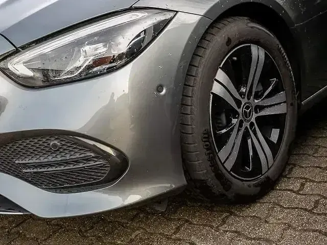 Gebraucht Mercedes C180 Advanced 170 PS (125 kW) 2024 Grau Limousine