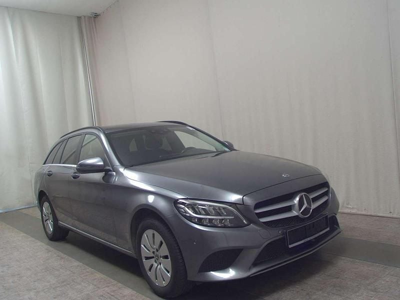 Gebraucht Mercedes C200 160 PS (117 kW) 2020 Selenitgrau metalliclack Kombi