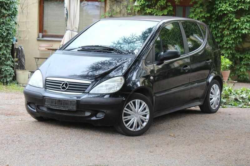 Schwarz Gebraucht 2001 Mercedes A140 Kleinwagen | 1.399 € (Fairer Preis) - Bild 1/4