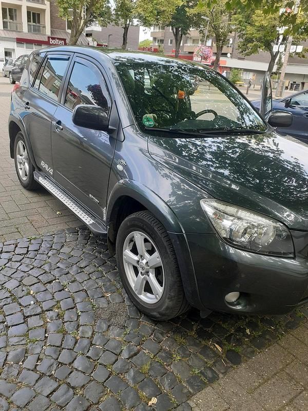 Gebraucht Toyota RAV4 177 PS (130 kW) 2007 Grau SUV