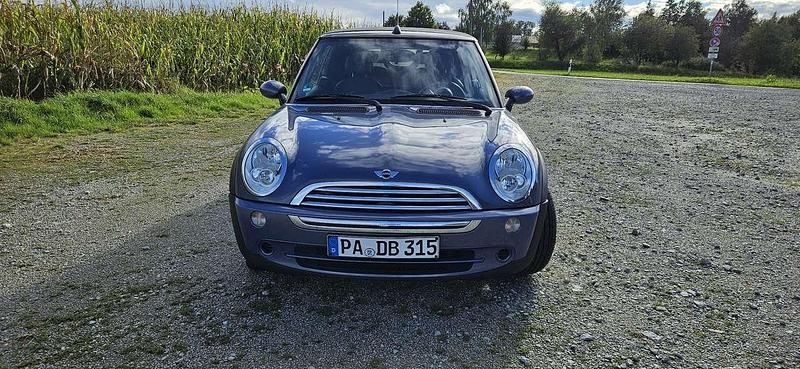 Blau Gebraucht 2004 Mini Cooper Cabriolet Cabrio | 2.499 € (Fairer Preis) - Bild 1/4