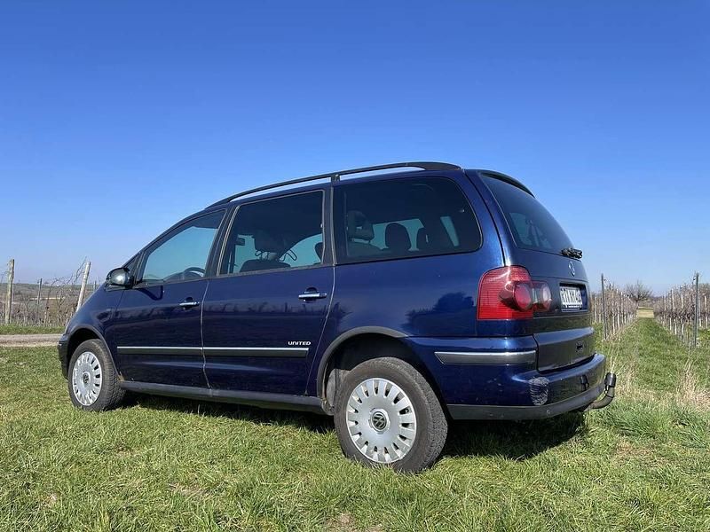 Gebraucht VW Sharan United 157 PS (115 kW) 2009 Blau Van / Kleinbus