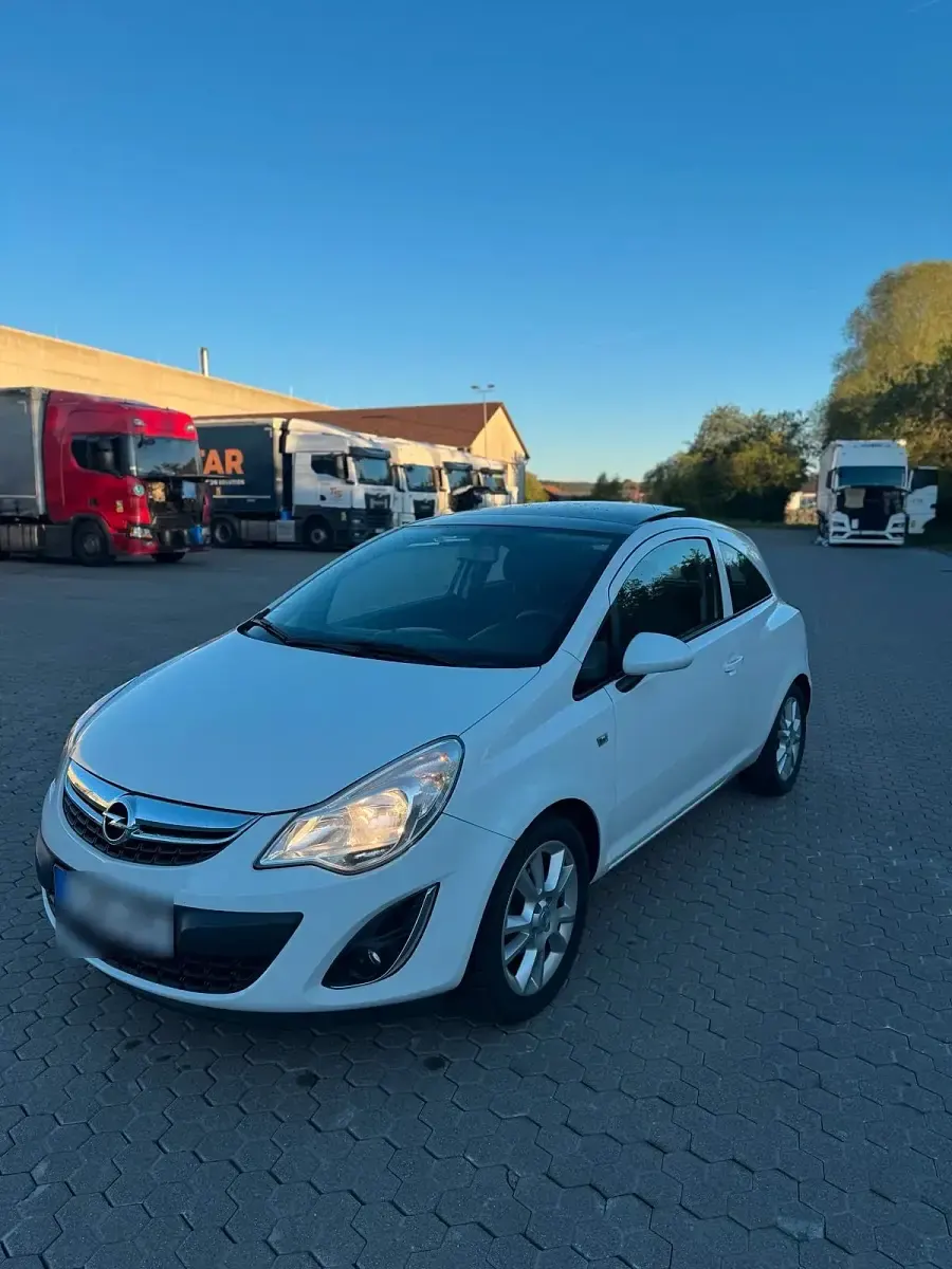 Usata Opel Corsa 69 CV (50 kW) 2013 Bianco Utilitaria