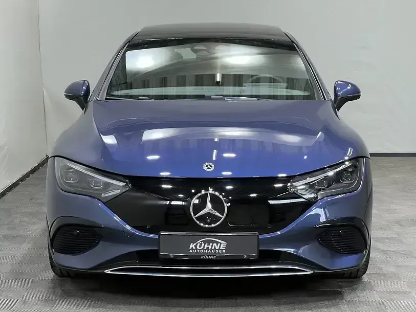 Gebraucht Mercedes EQE300 Premium 244 kW (333 PS) 2025 Blau, Limousine