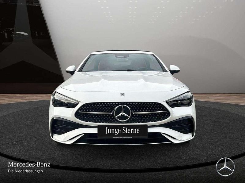 Gebraucht Mercedes CLE200 Premium 204 PS (150 kW) 2024 Weiß Cabrio