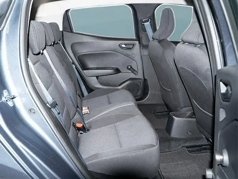 Gebraucht Renault Clio SE 67 PS (49 kW) 2022 Grau Kleinwagen