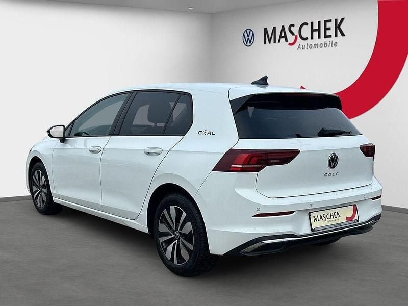 Gebraucht VW Golf Goal 116 PS (85 kW) 2025 Weiß Limousine