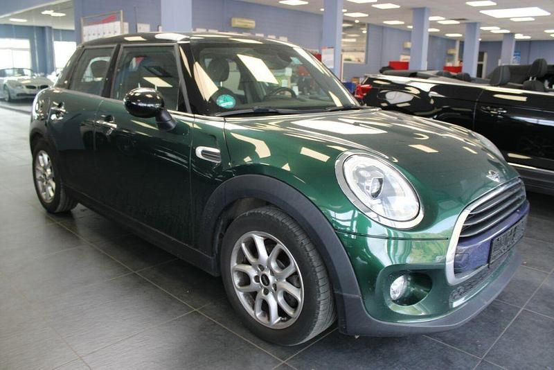 Gebraucht Mini Cooper 136 PS (100 kW) 2016 Grün Kleinwagen