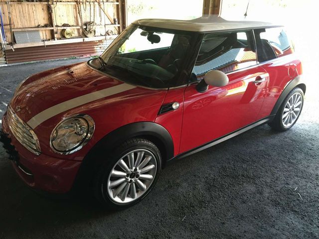 Gebraucht Mini Cooper D 112 PS (82 kW) 2011 Rot metallic Kleinwagen