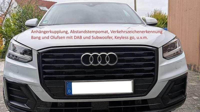 Weiß Gebraucht 2019 Audi Q2 Design SUV | 17.900 € (Guter Preis) - Bild 1/4