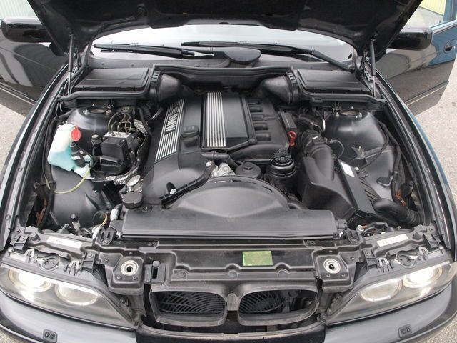 Gebraucht BMW 525 192 PS (141 kW) 2003 Schwarz metallic Limousine