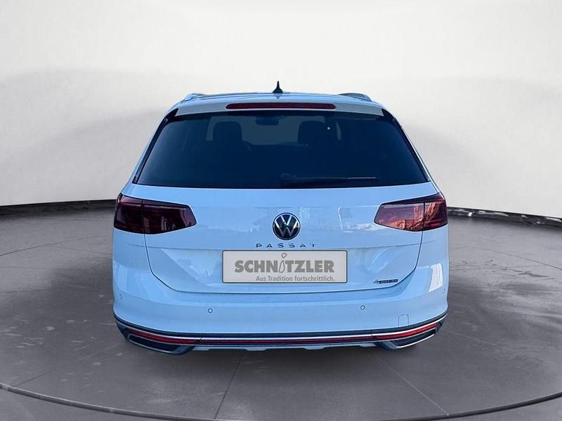 Gebraucht VW Passat Alltrack 200 PS (147 kW) 2021 Weiß Kombi