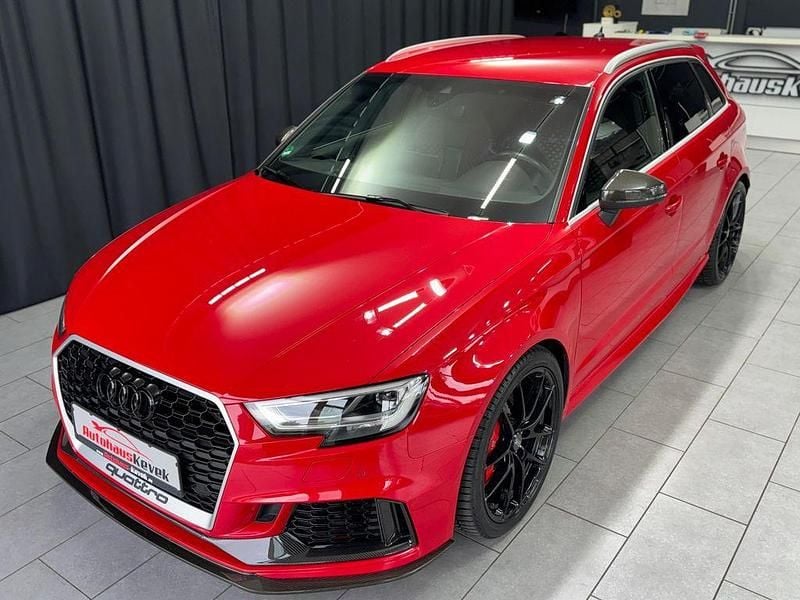 Rot Gebraucht 2020 Audi RS3 Sportback Sport Kleinwagen | 44.999 € (Fairer Preis) - Bild 1/4